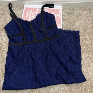 EUC- Royal Blue Beautiful Lace Express Dress 👗-Size 0
